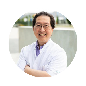 Portret van Albert Gho, consultant en haarspecialist